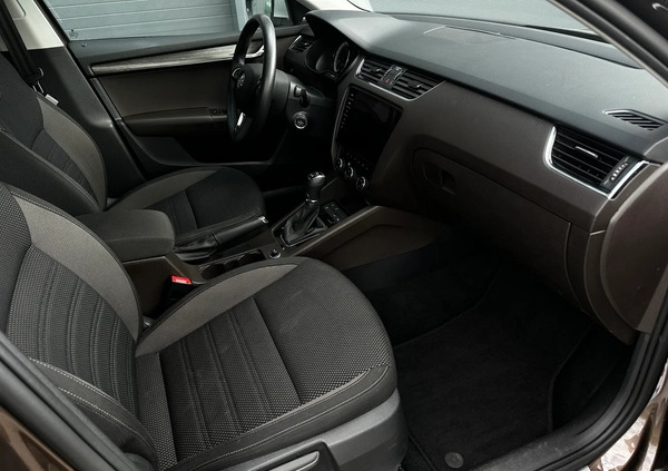 Skoda Octavia cena 93900 przebieg: 100561, rok produkcji 2019 z Woźniki małe 154
